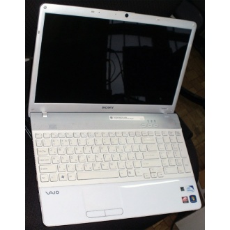 Ноутбук Sony Vaio VPCEB3E1R (Intel Pentium P6100 (2x2.0Ghz) /4096Mb DDR3 /320Gb /Radeon HD5470 /15.5" TFT 1366x768) - Дербент